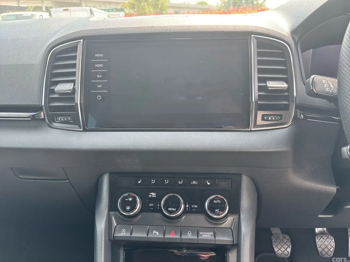 Skoda Karoq Estate, Diesel, 2024, Black