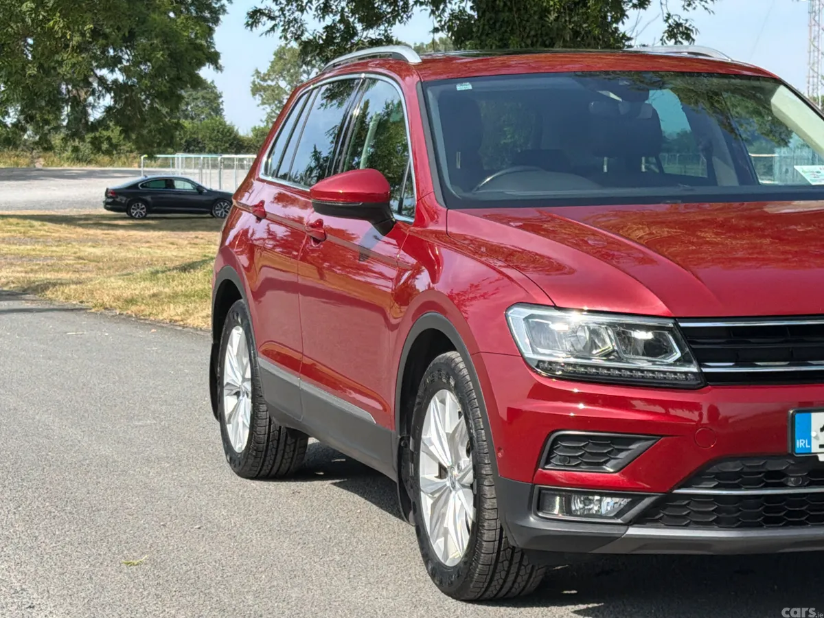 Volkswagen Tiguan SUV, Diesel, 2019, Red