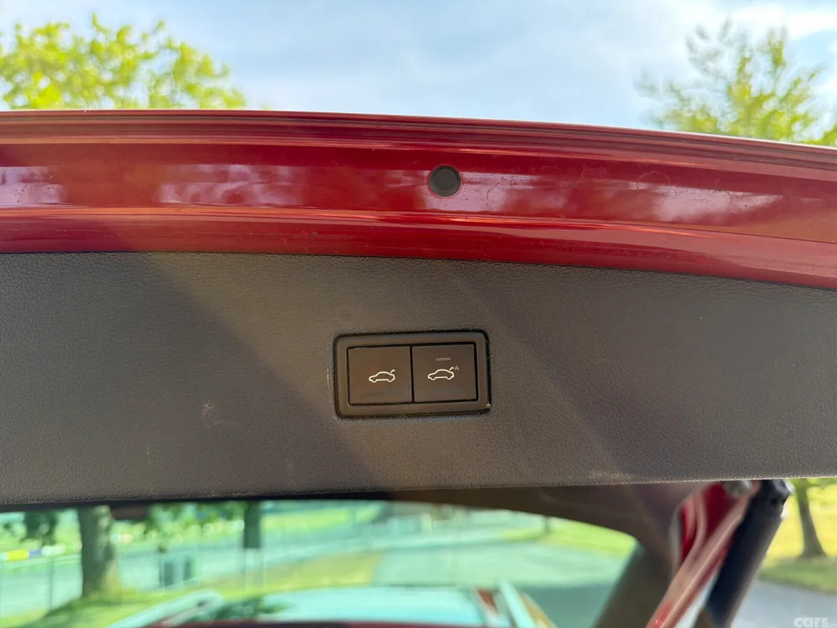 Volkswagen Tiguan SUV, Diesel, 2019, Red