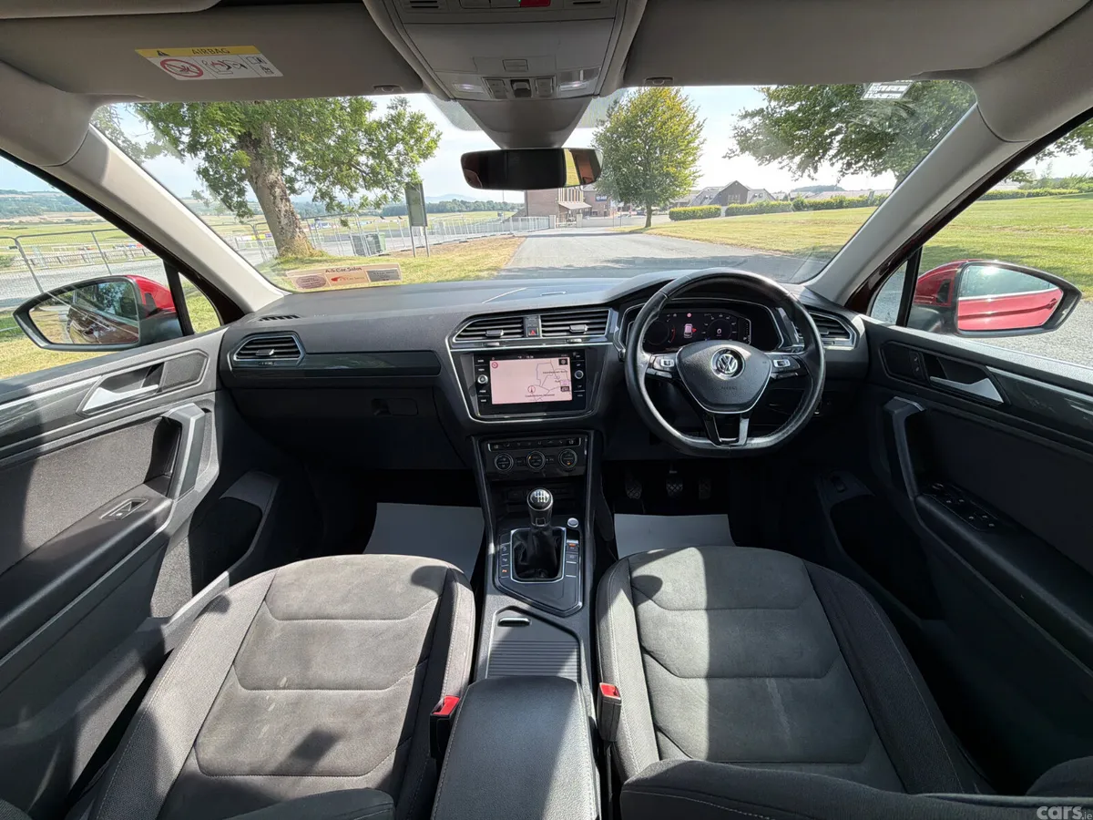 Volkswagen Tiguan SUV, Diesel, 2019, Red