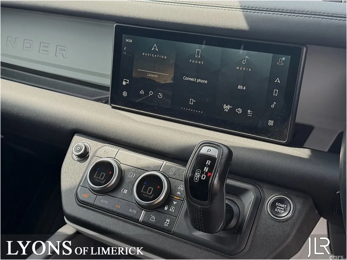 Land Rover Defender SUV, Diesel, 2023, Green