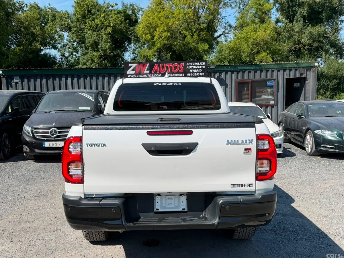 Toyota Hilux Pick Up, Diesel, 2024, White