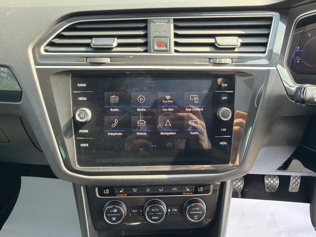 Volkswagen Tiguan SUV, Diesel, 2019, Red