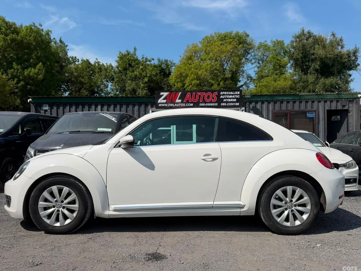 Volkswagen Beetle Hatchback, Petrol, 2013, White