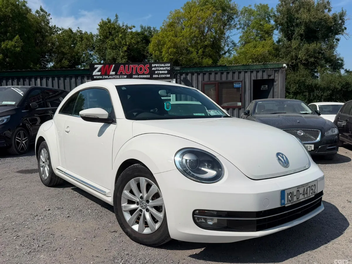 Volkswagen Beetle Hatchback, Petrol, 2013, White