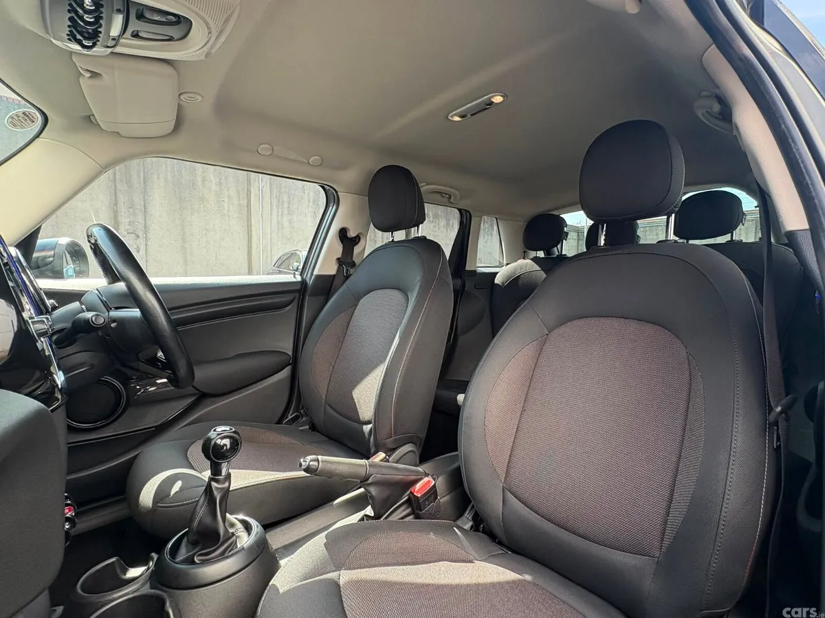 Mini Cooper Hatchback, Petrol, 2018, Grey