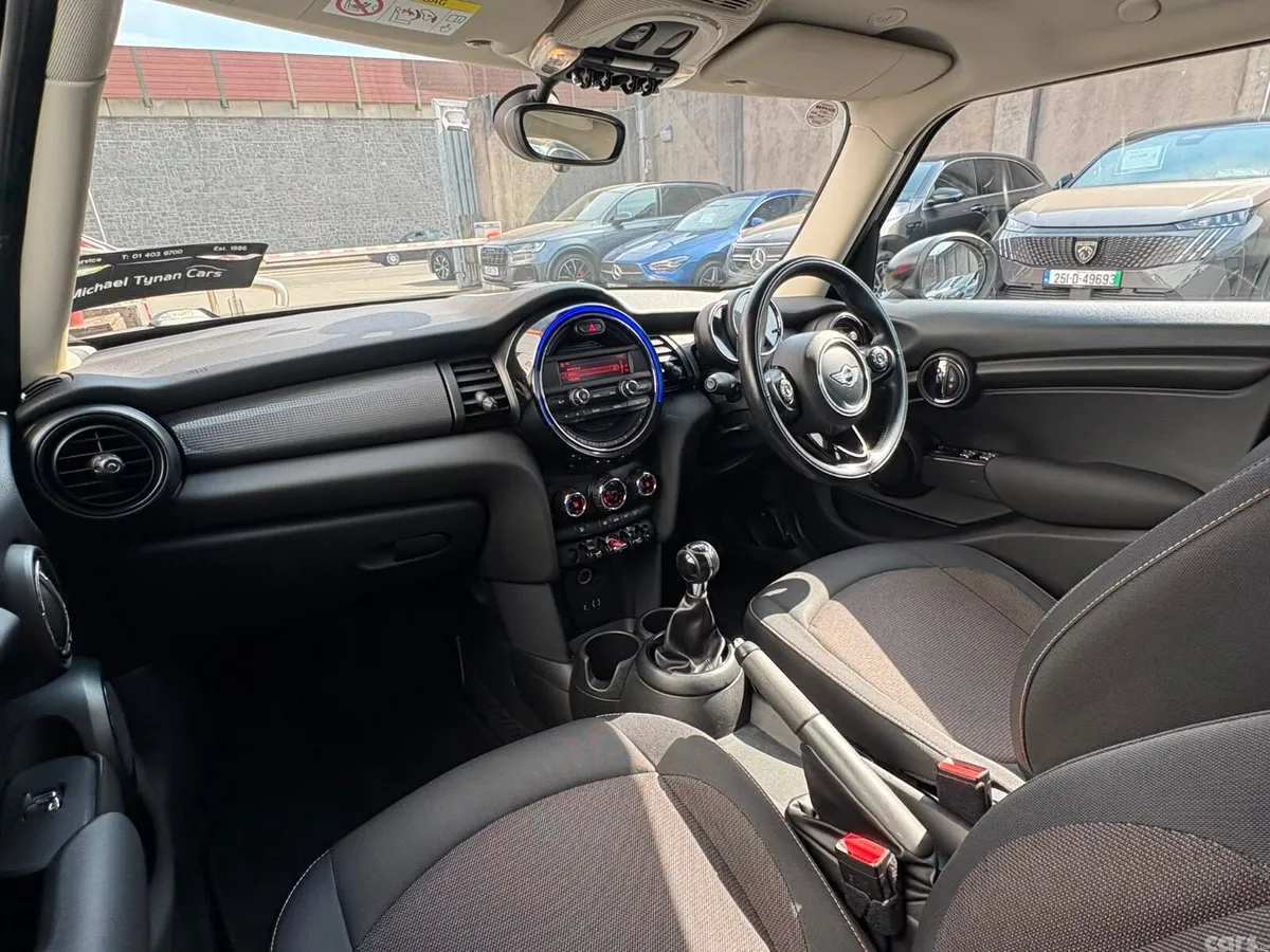 Mini Cooper Hatchback, Petrol, 2018, Grey
