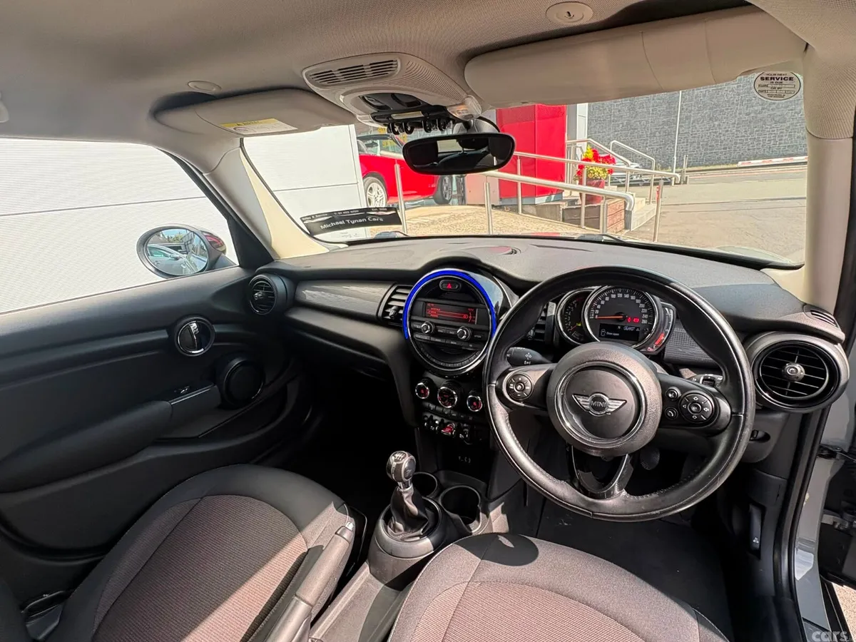 Mini Cooper Hatchback, Petrol, 2018, Grey