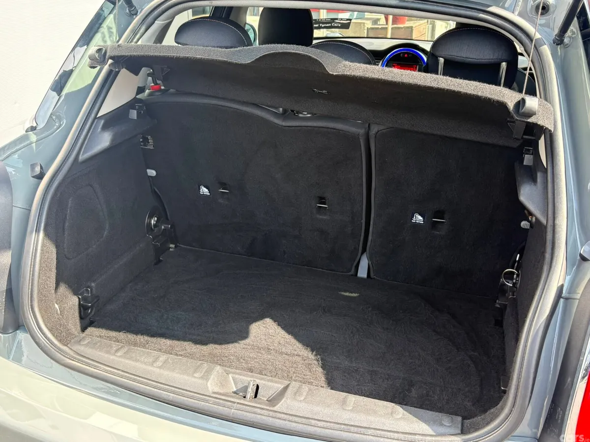Mini Cooper Hatchback, Petrol, 2018, Grey