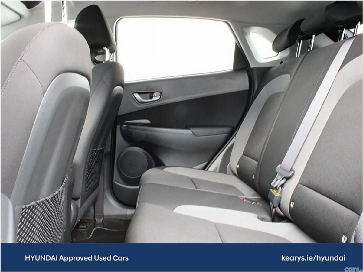 Hyundai KONA MPV, Petrol, 2020, Orange