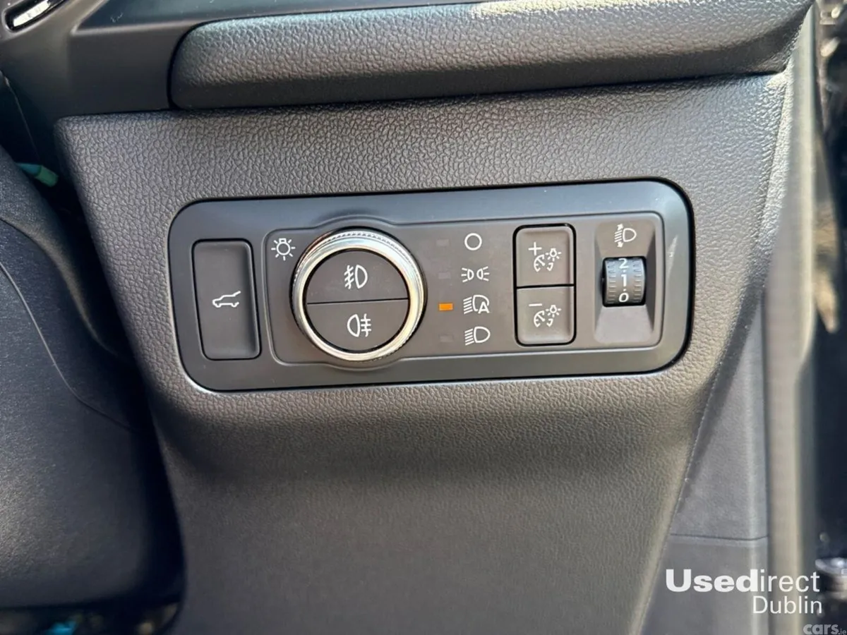 Ford Kuga SUV, Petrol Hybrid, 2023, Black