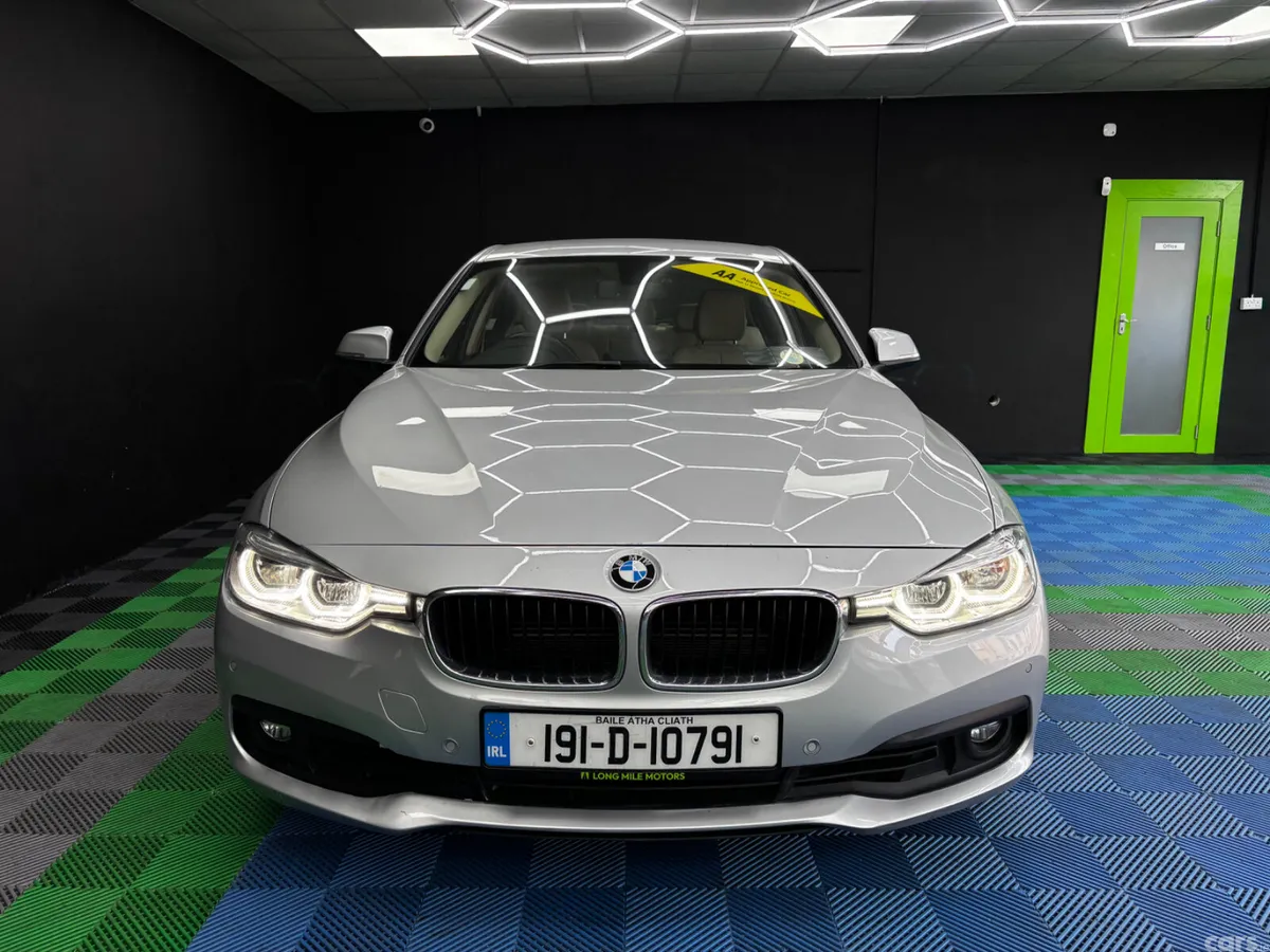 BMW 3-Series Saloon, Petrol Plug-in Hybrid, 2019, Grey