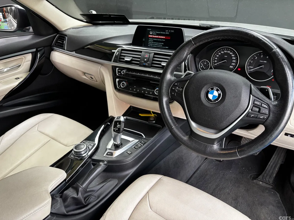 BMW 3-Series Saloon, Petrol Plug-in Hybrid, 2019, Grey