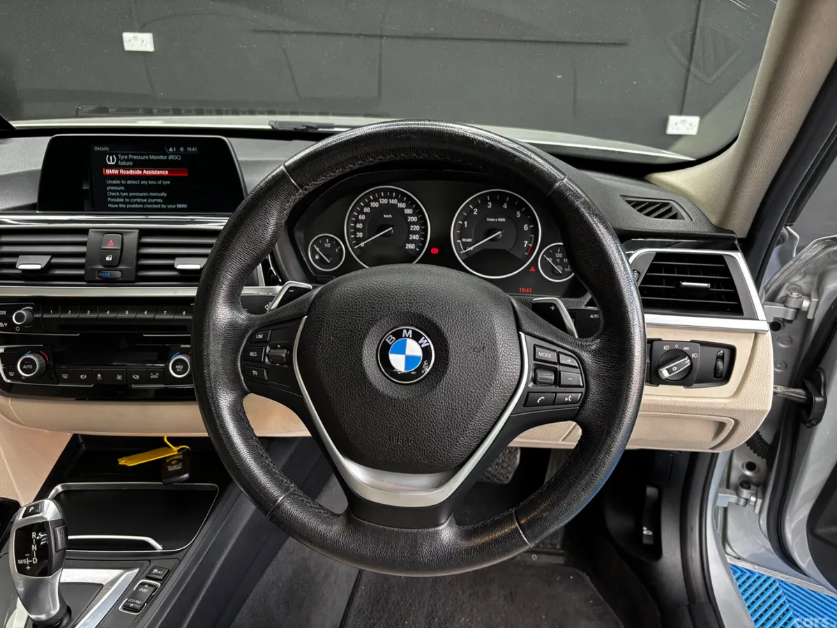 BMW 3-Series Saloon, Petrol Plug-in Hybrid, 2019, Grey
