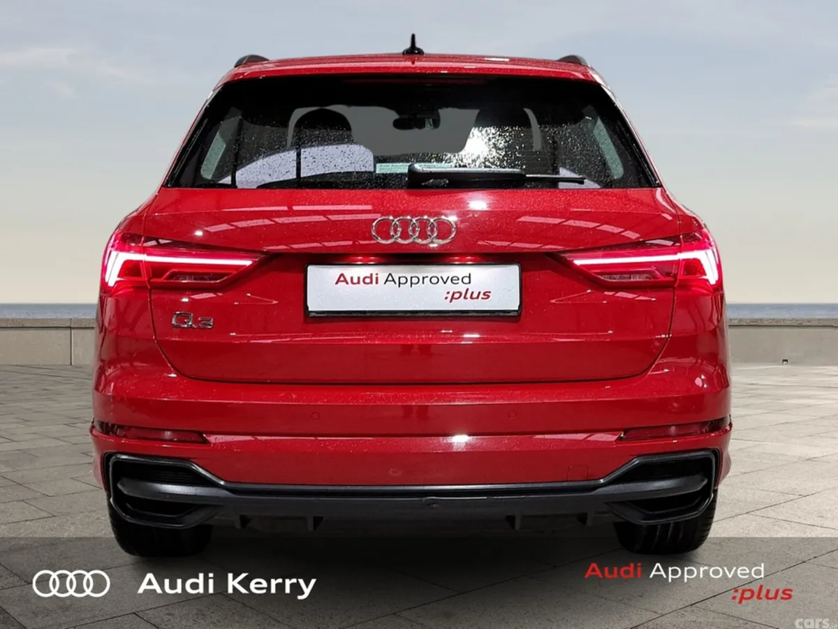 Audi Q3 SUV, Diesel, 2022, Red