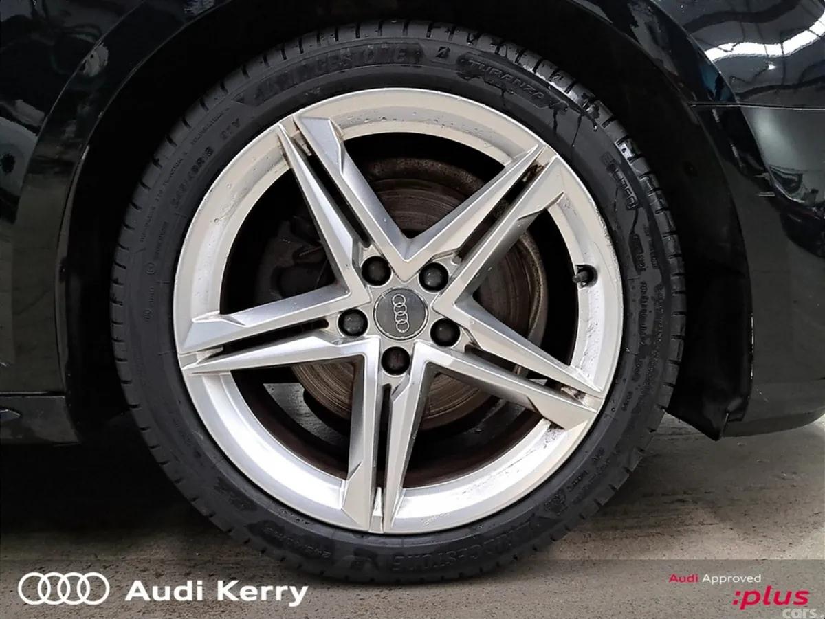 Audi A4 Saloon, Petrol, 2017, Black