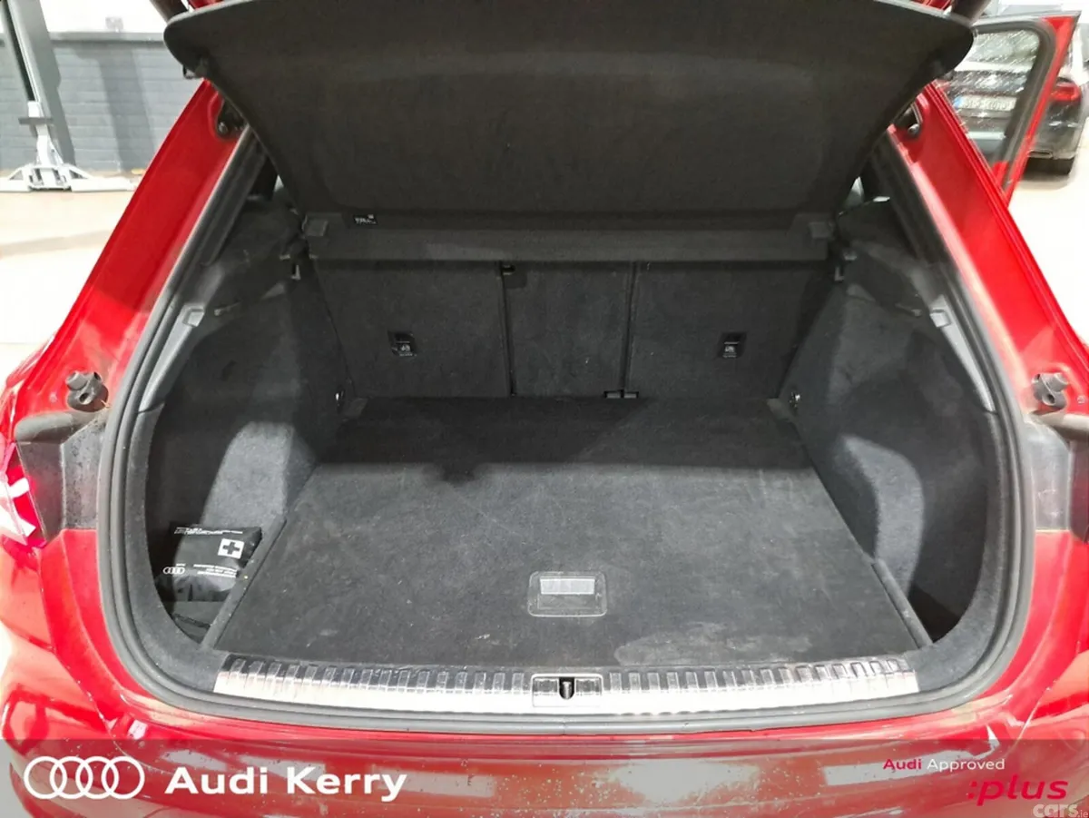 Audi Q3 SUV, Diesel, 2022, Red