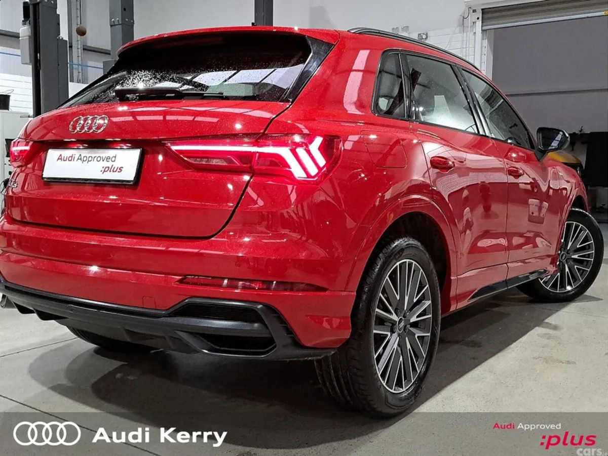 Audi Q3 SUV, Diesel, 2022, Red