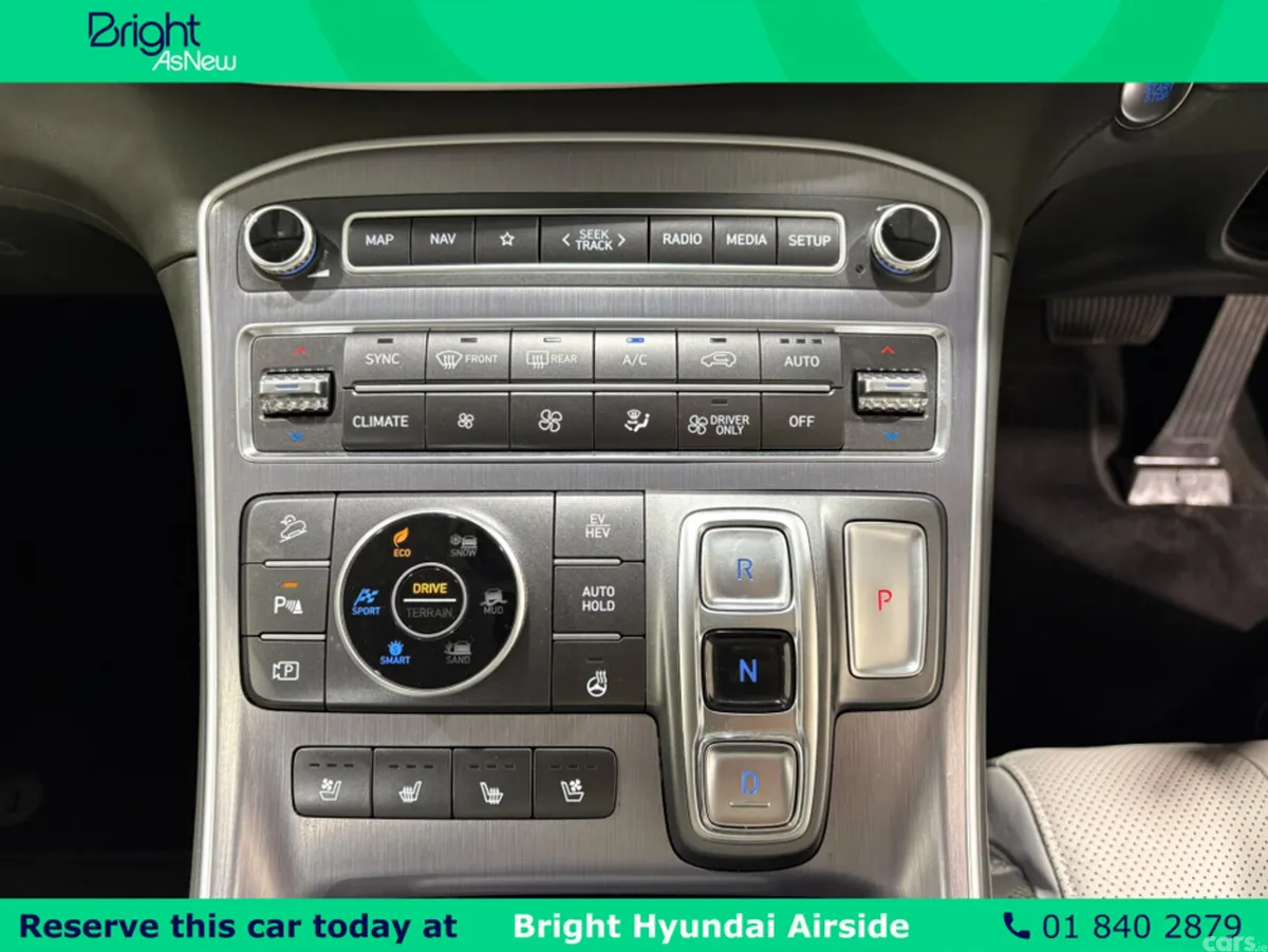Hyundai Santa Fe SUV, Petrol Plug-in Hybrid, 2023, Grey
