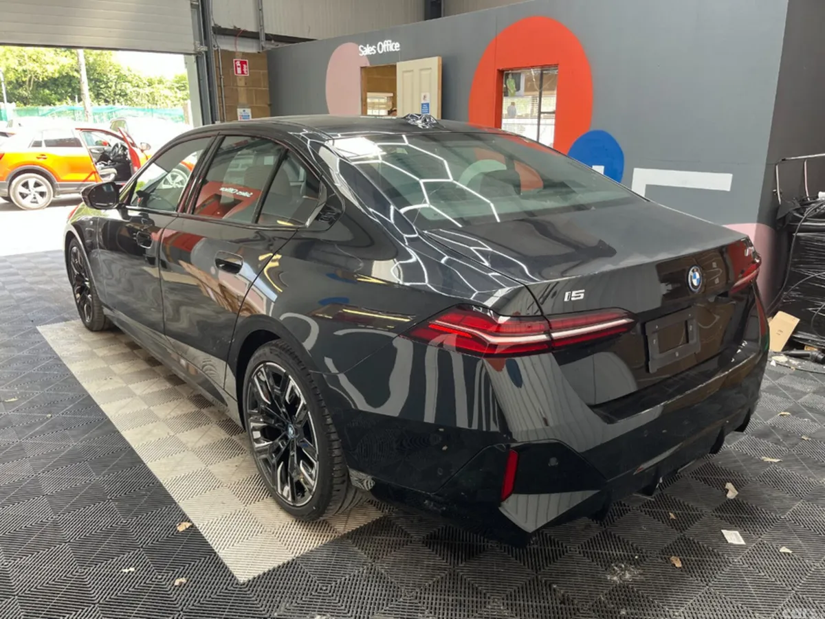 BMW i5 Saloon, Electric, 2024, Black