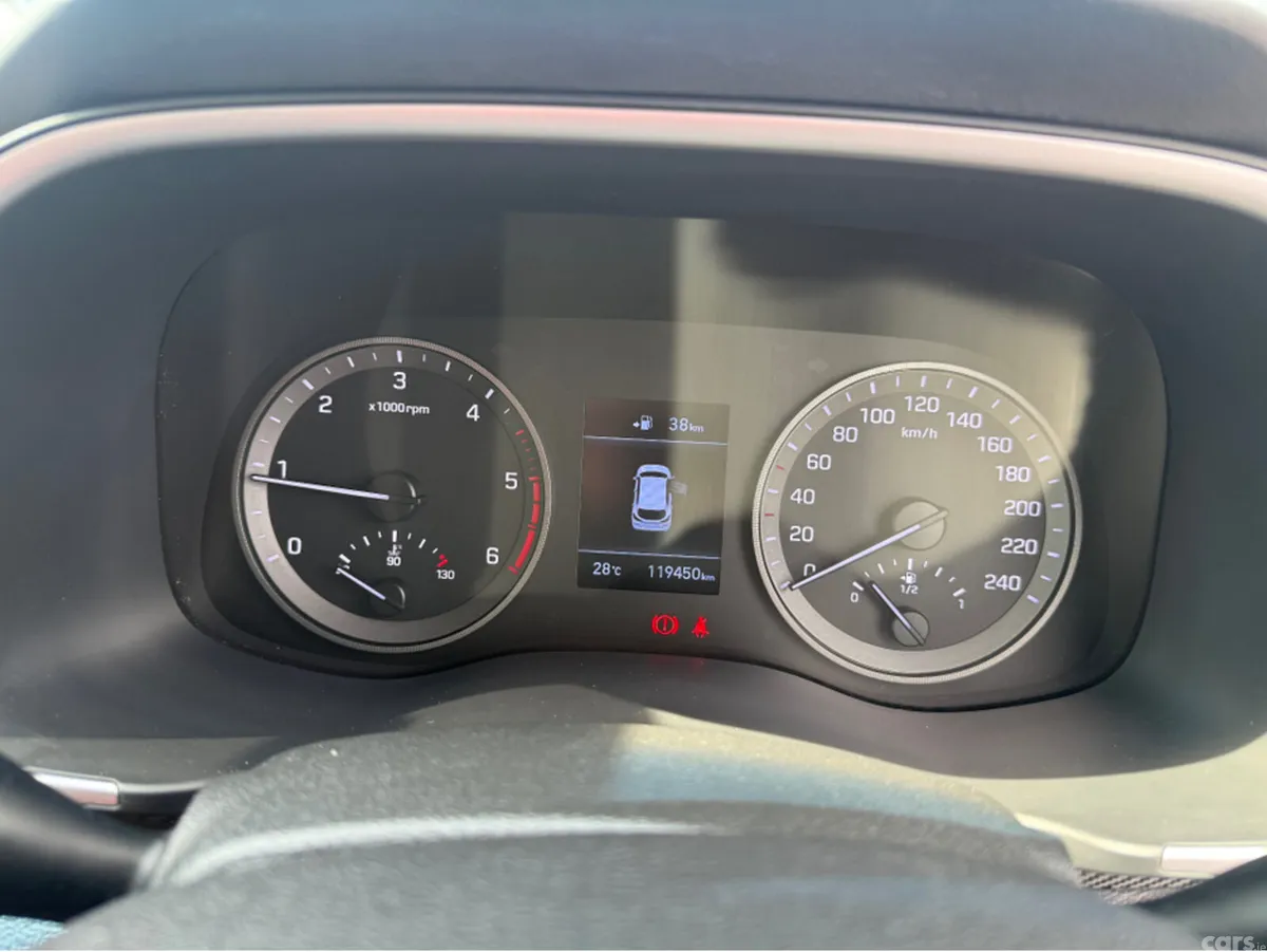 Hyundai Tucson MPV, Diesel, 2019, White