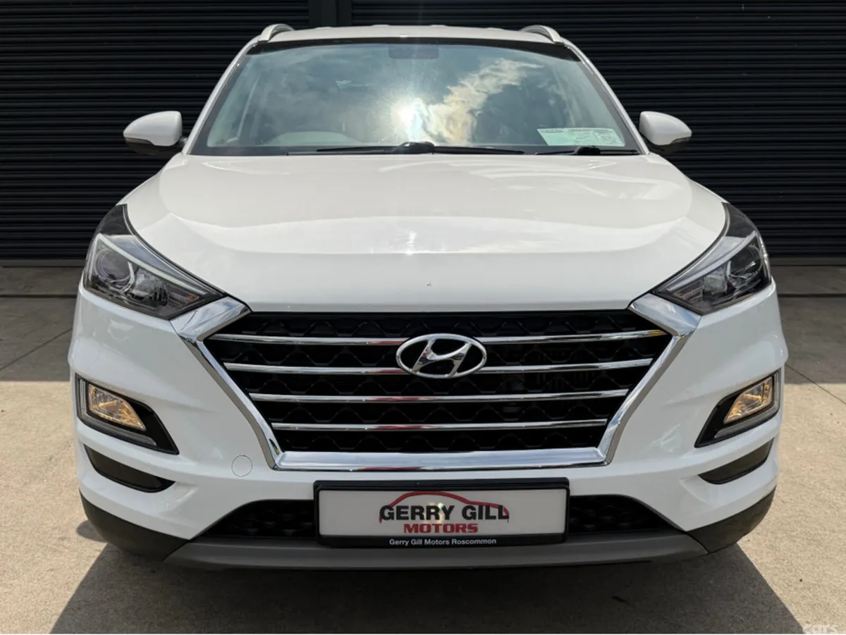 Hyundai Tucson MPV, Diesel, 2019, White