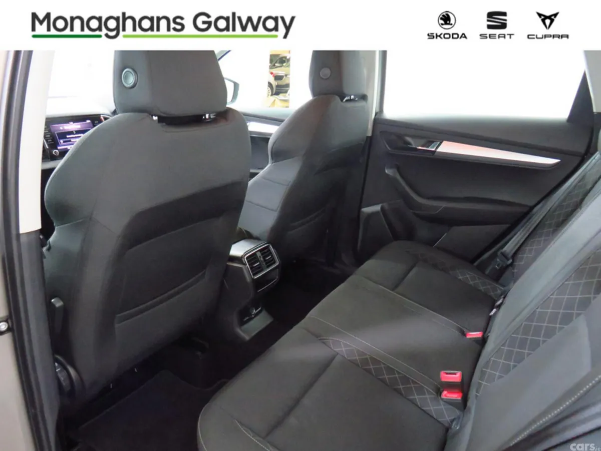 Skoda Karoq SUV, Diesel, 2019, Grey