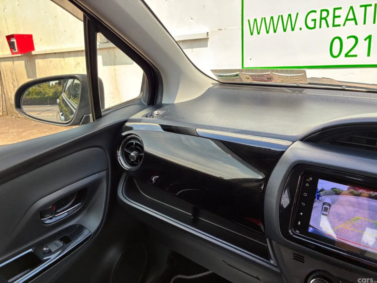 Toyota Vitz Hatchback, Petrol Hybrid, 2019, Black