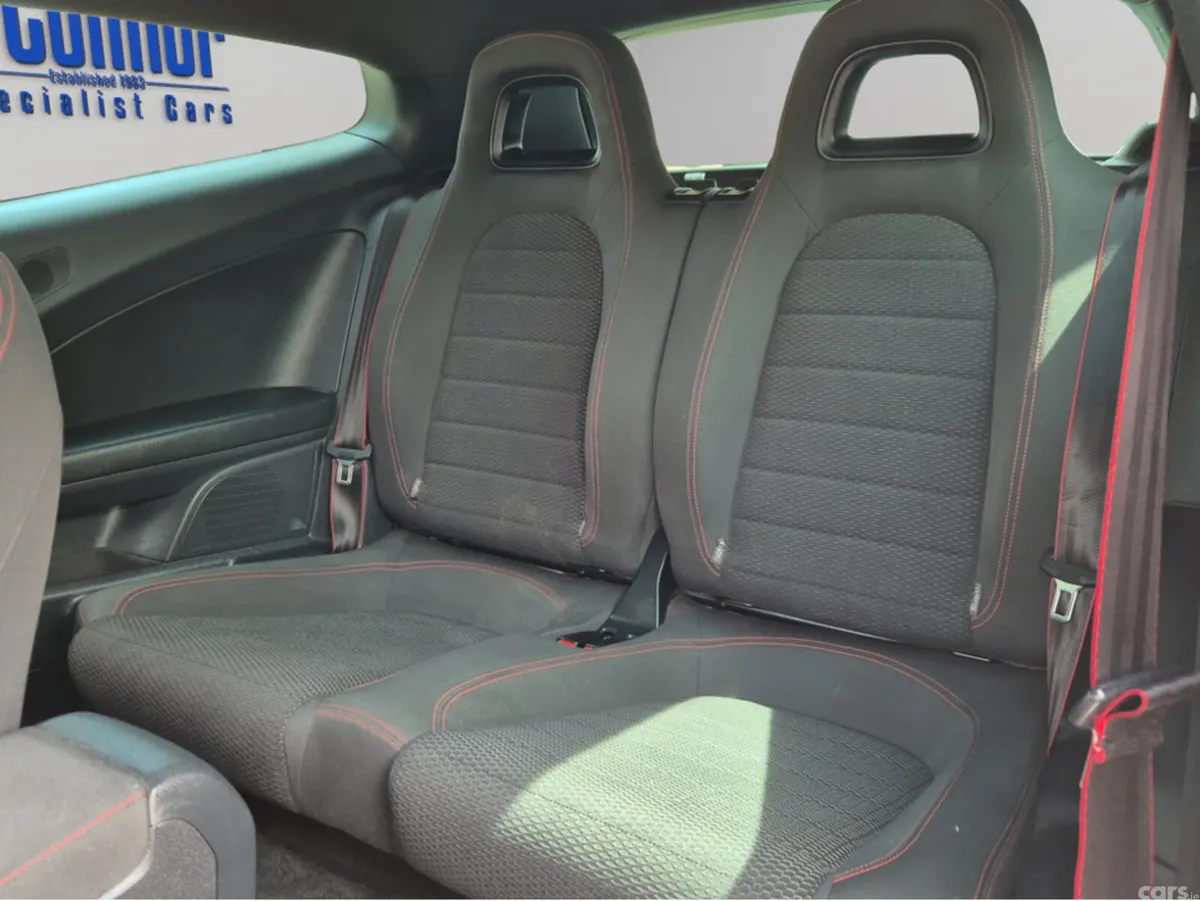 Volkswagen Scirocco Coupe, Diesel, 2014, White