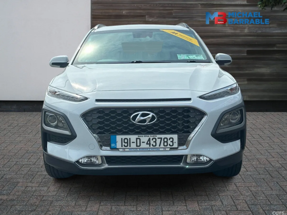 Hyundai KONA MPV, Petrol, 2019, White