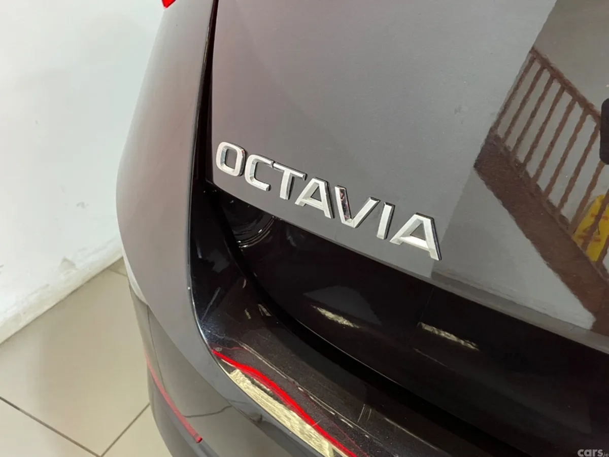 Skoda Octavia Estate, Diesel, 2023, Black