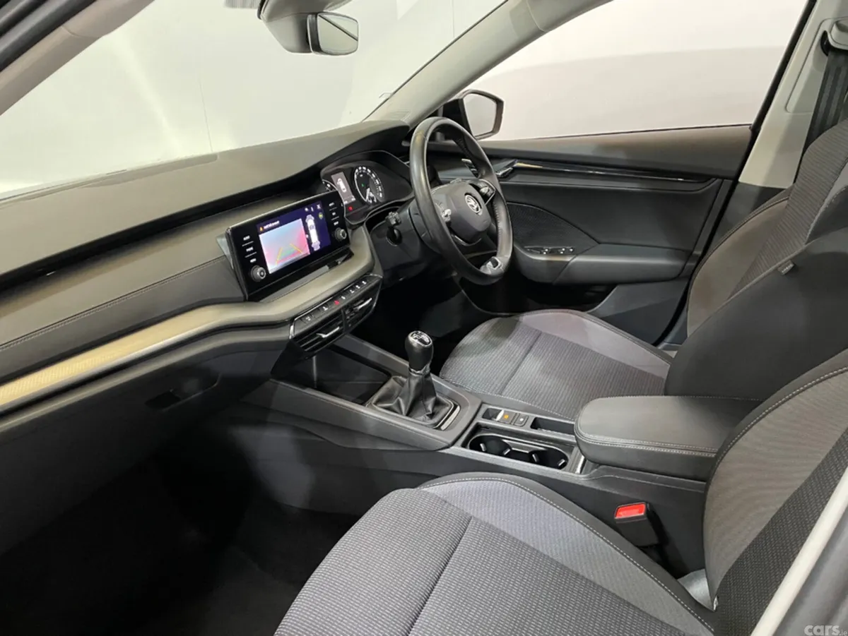 Skoda Octavia Estate, Diesel, 2023, Black