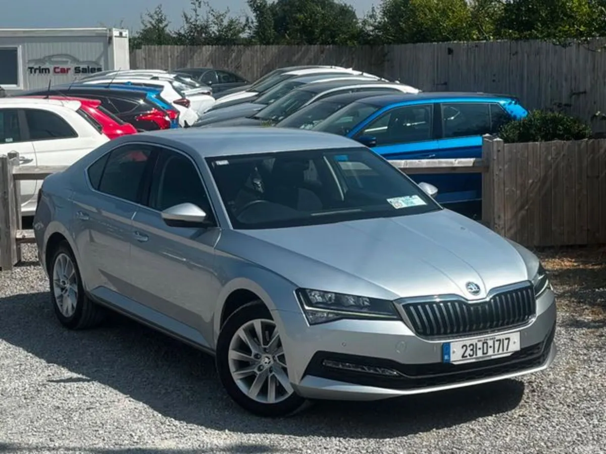 Skoda Superb Saloon, Diesel, 2023, Grey