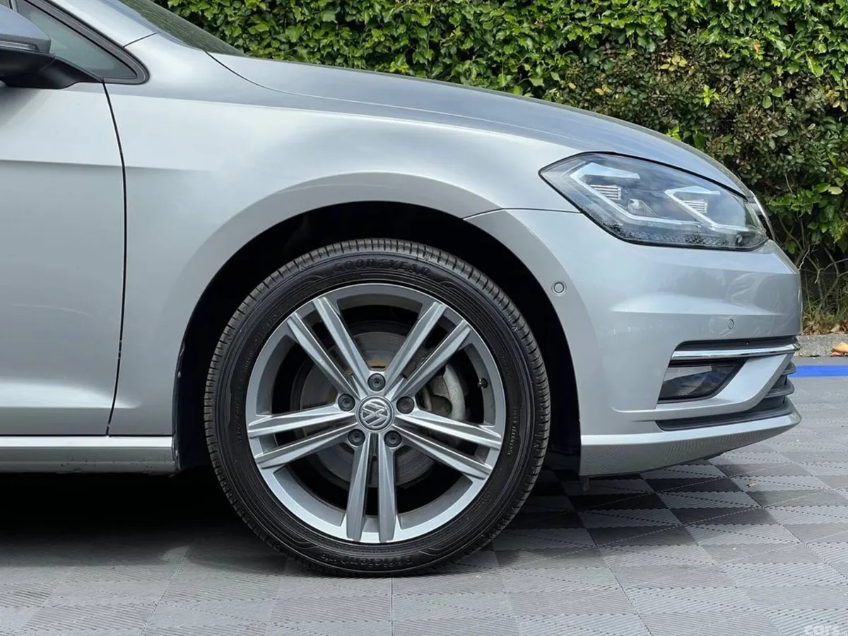 Volkswagen Golf Hatchback, Diesel, 2020, Silver