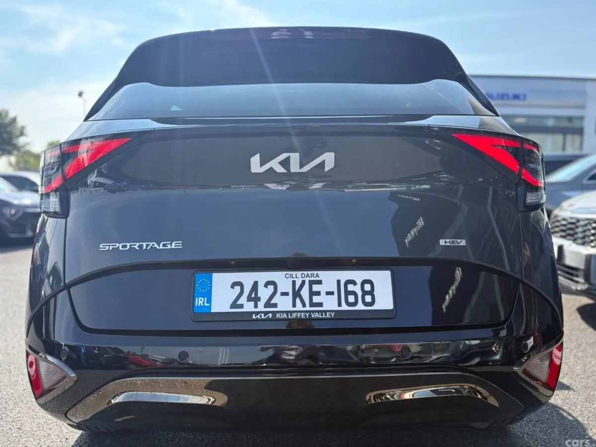 Kia Sportage SUV, Petrol Hybrid, 2024, Grey