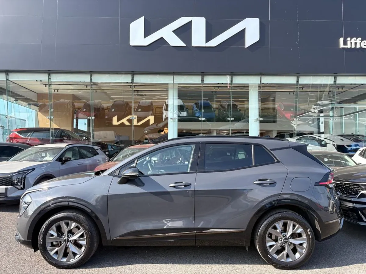 Kia Sportage SUV, Petrol Hybrid, 2024, Grey