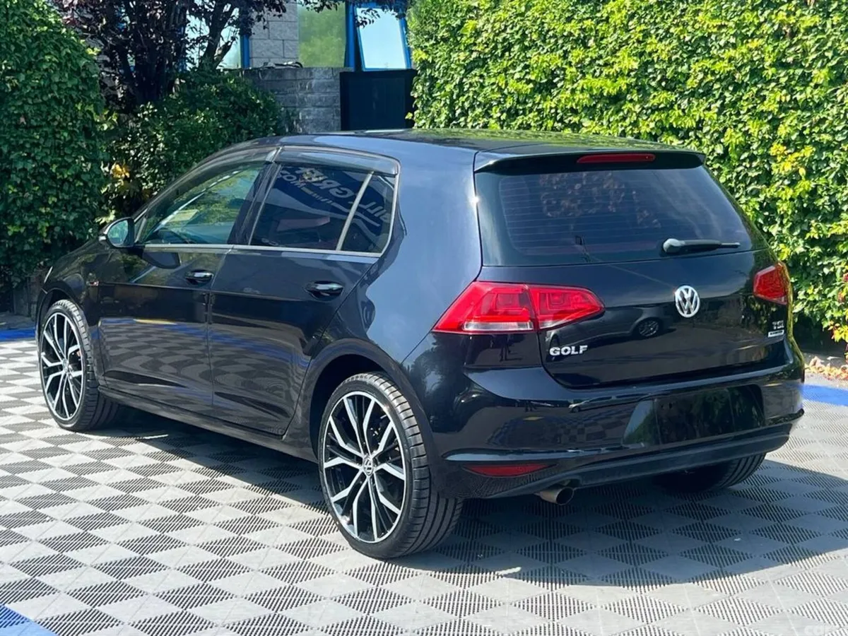 Volkswagen Golf Hatchback, Petrol, 2015, Black