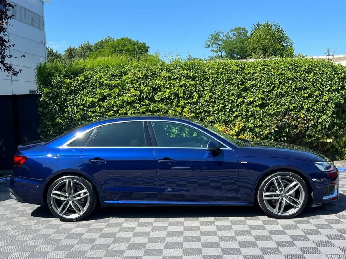 Audi A4 Saloon, Diesel, 2021, Blue