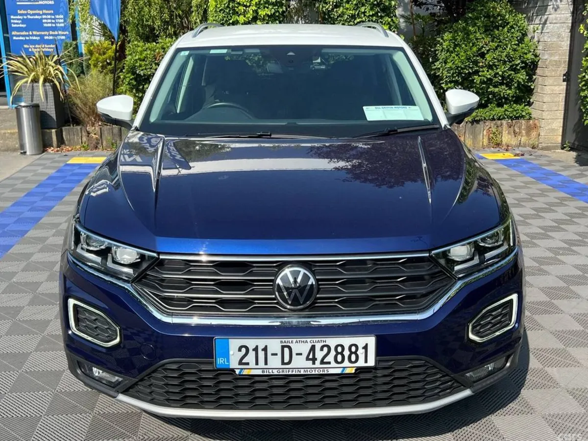 Volkswagen T-Roc SUV, Diesel, 2021, Blue