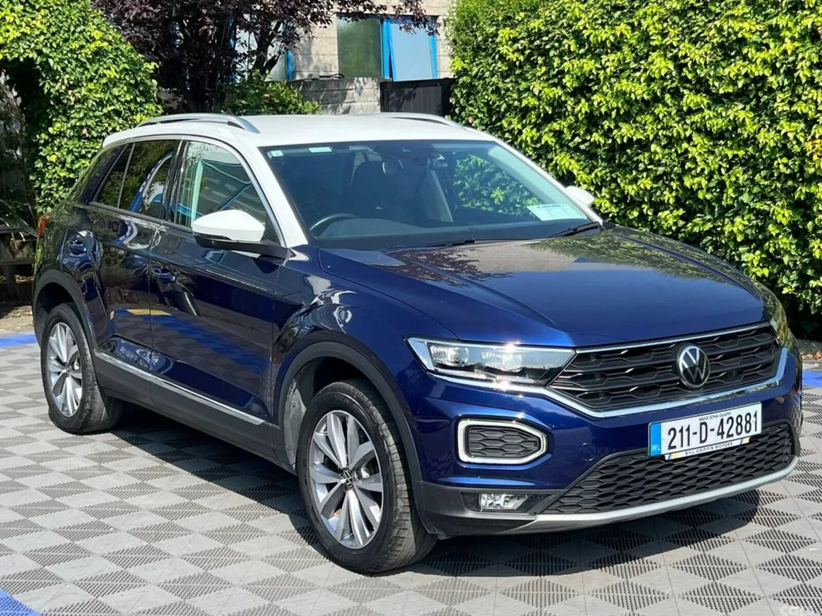 Volkswagen T-Roc SUV, Diesel, 2021, Blue