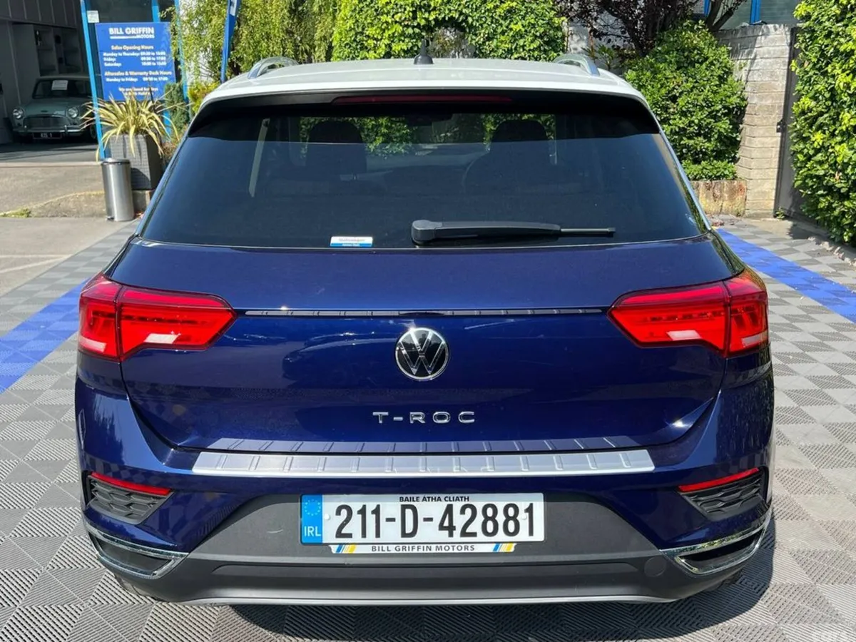 Volkswagen T-Roc SUV, Diesel, 2021, Blue