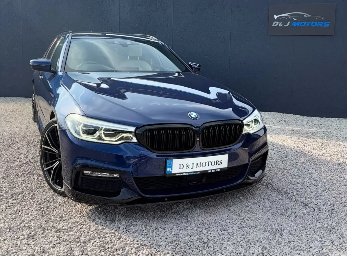 BMW 5-Series Estate, Diesel, 2018, Blue