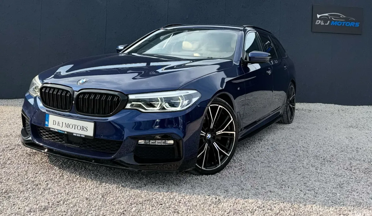 BMW 5-Series Estate, Diesel, 2018, Blue