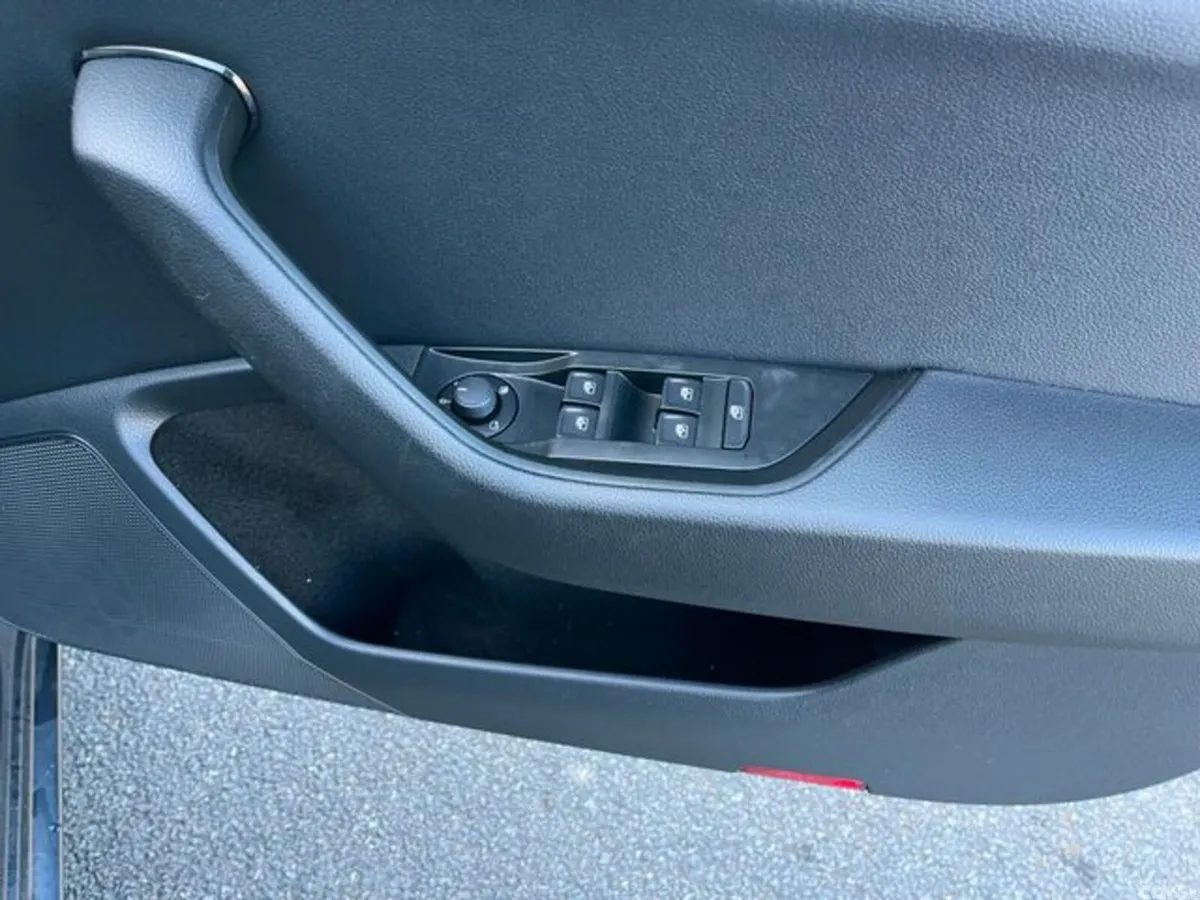 Skoda Superb Saloon, Diesel, 2021, Grey