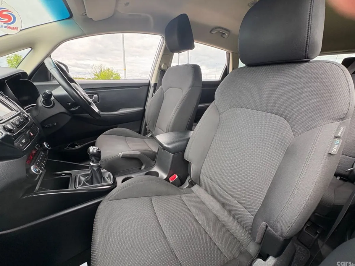 Kia Carens MPV, Diesel, 2016, Silver