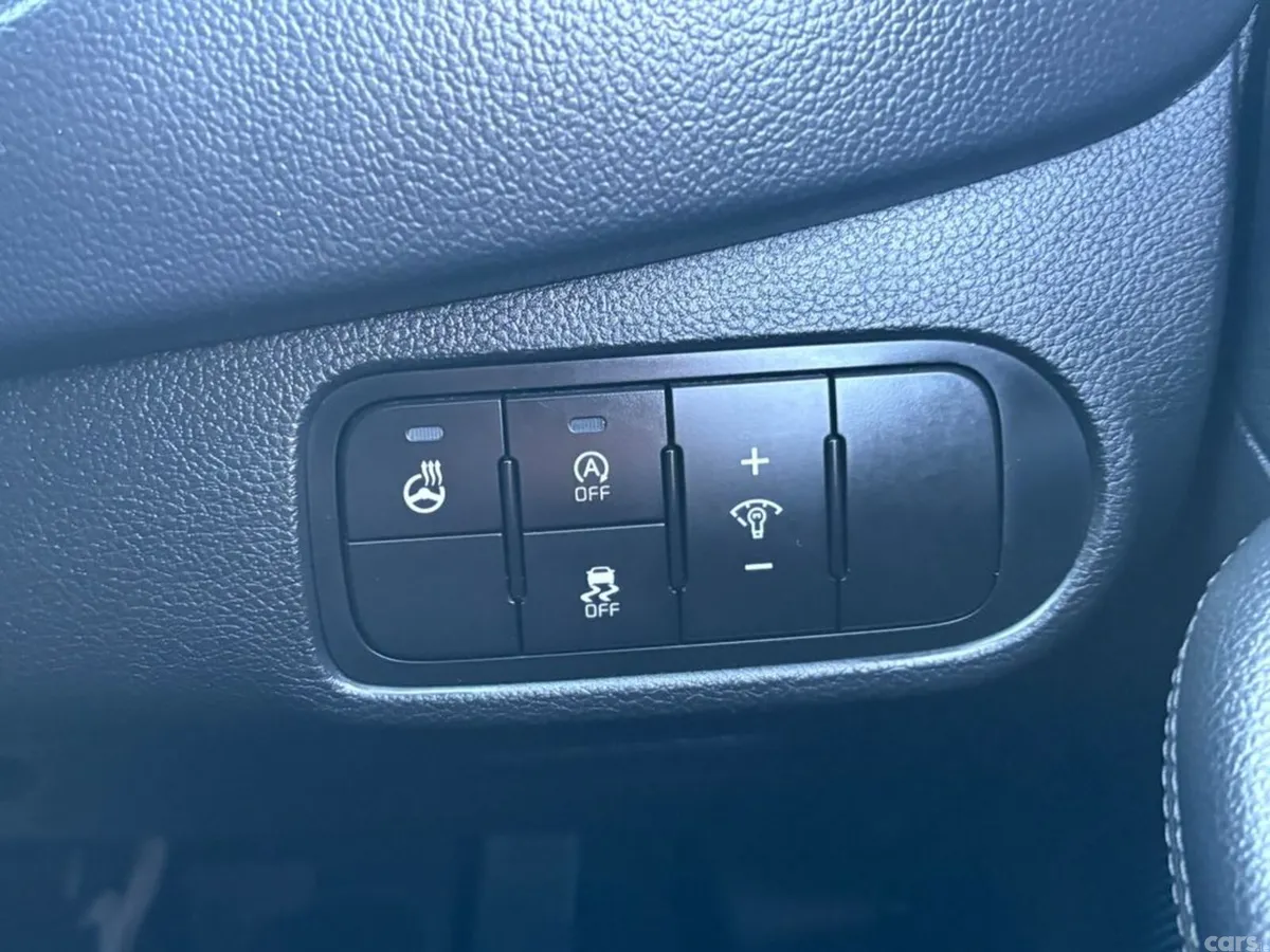 Kia Carens MPV, Diesel, 2016, Silver