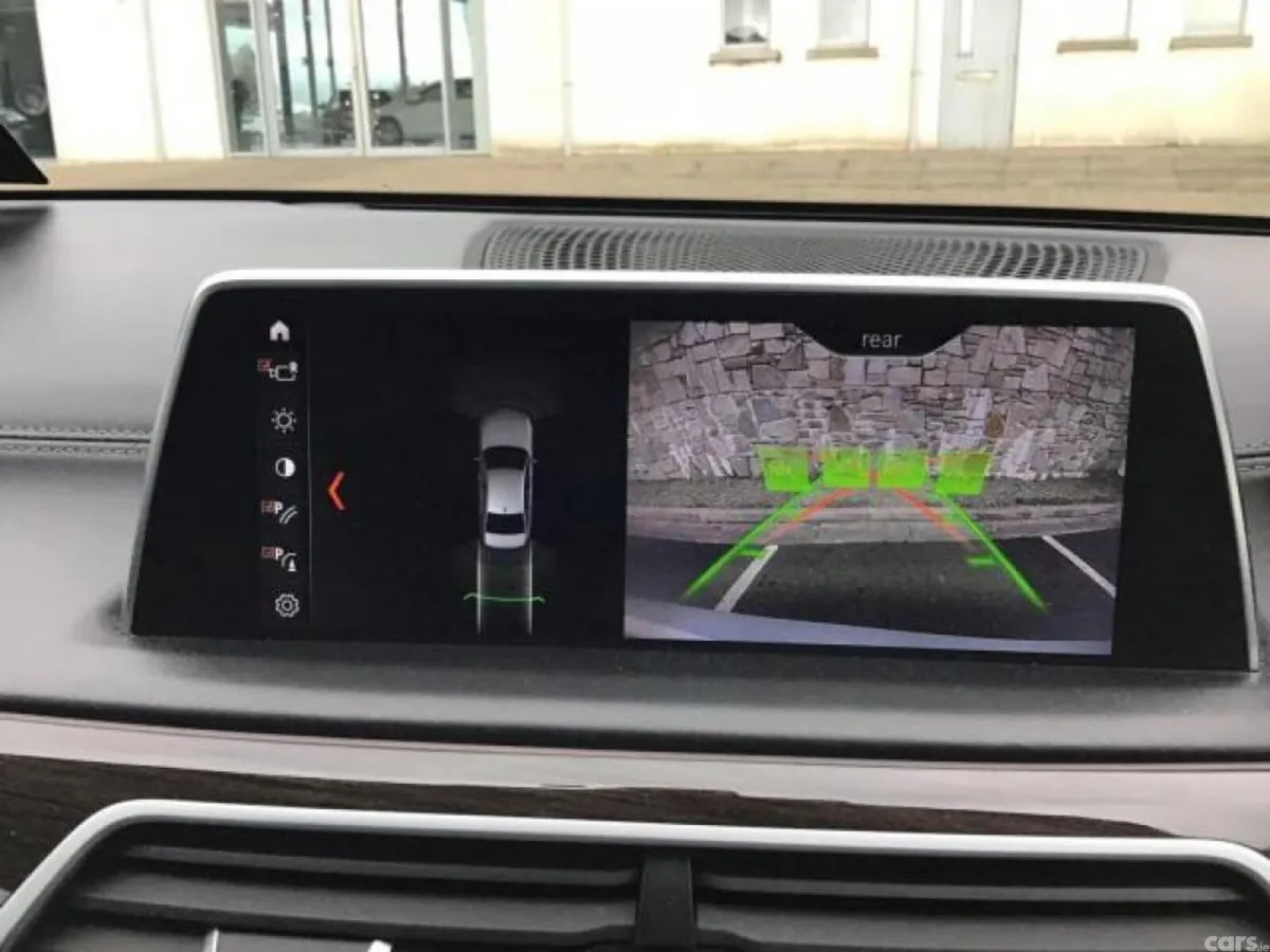 BMW 7-Series Saloon, Diesel, 2018, Silver