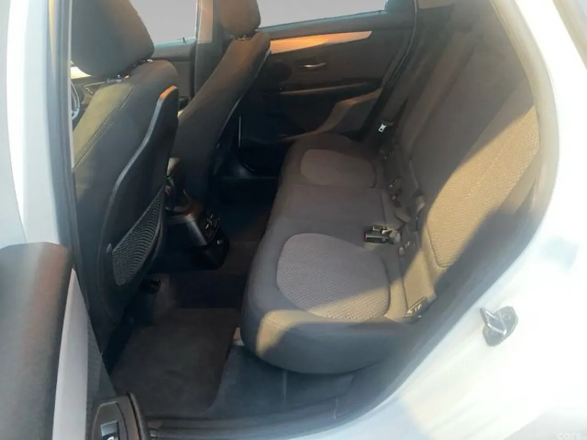 BMW 2-Series Hatchback, Petrol, 2016, White