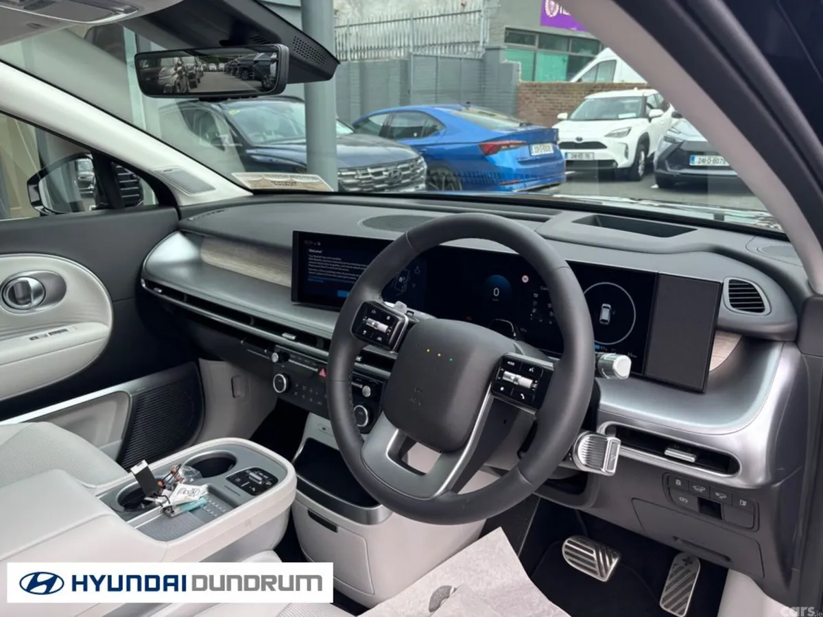 Hyundai IONIQ 9 MPV, Electric, 2026, Black