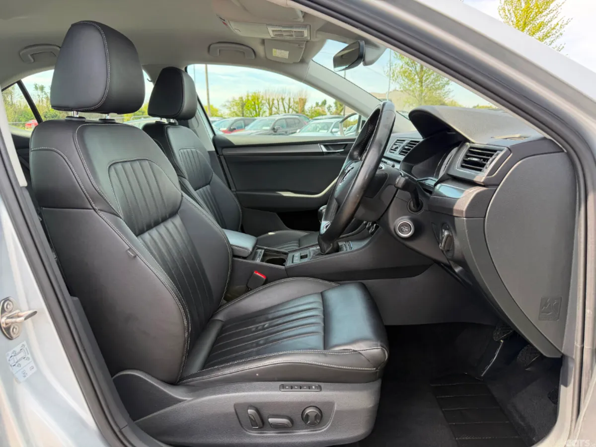Skoda Superb Saloon, Diesel, 2021, Grey